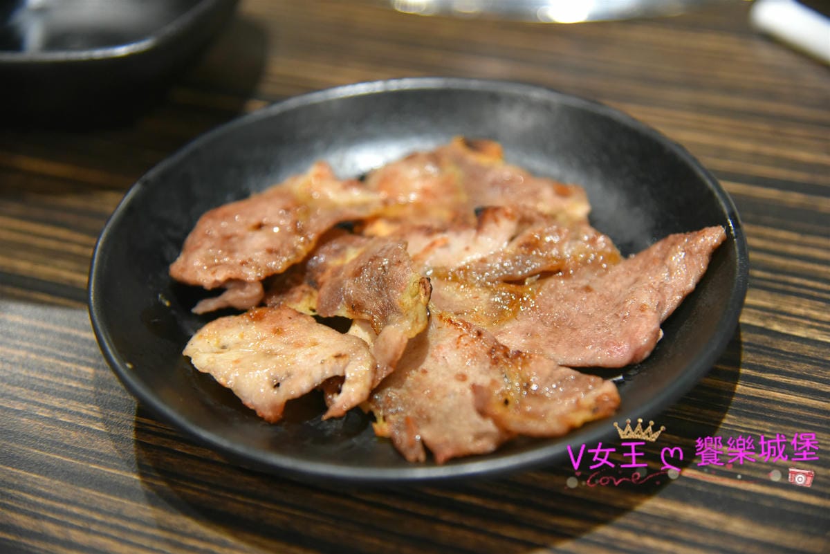 【新北樹林燒烤吃到飽】好客燒烤 樹林秀泰店 寬敞環境、豐