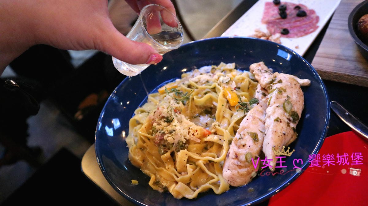 IMG_0143_meitu_69.jpg IMG_0143_meitu_69.jpg