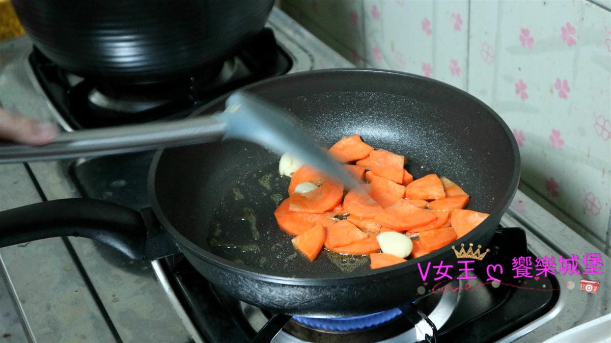 IMG_1342_meitu_2.jpg IMG_1342_meitu_2.jpg