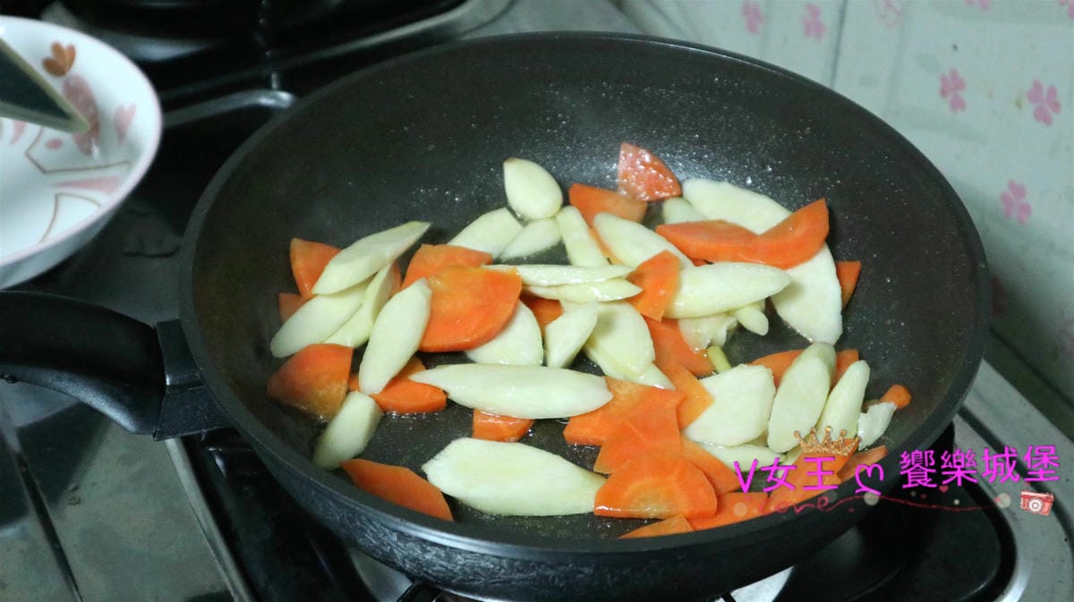 IMG_1347_meitu_6.jpg IMG_1347_meitu_6.jpg