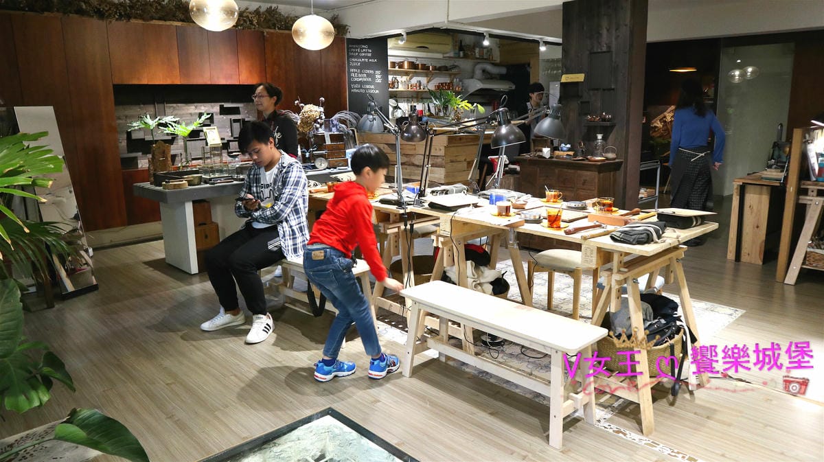 IMG_2332_meitu_17.jpg IMG_2332_meitu_17.jpg