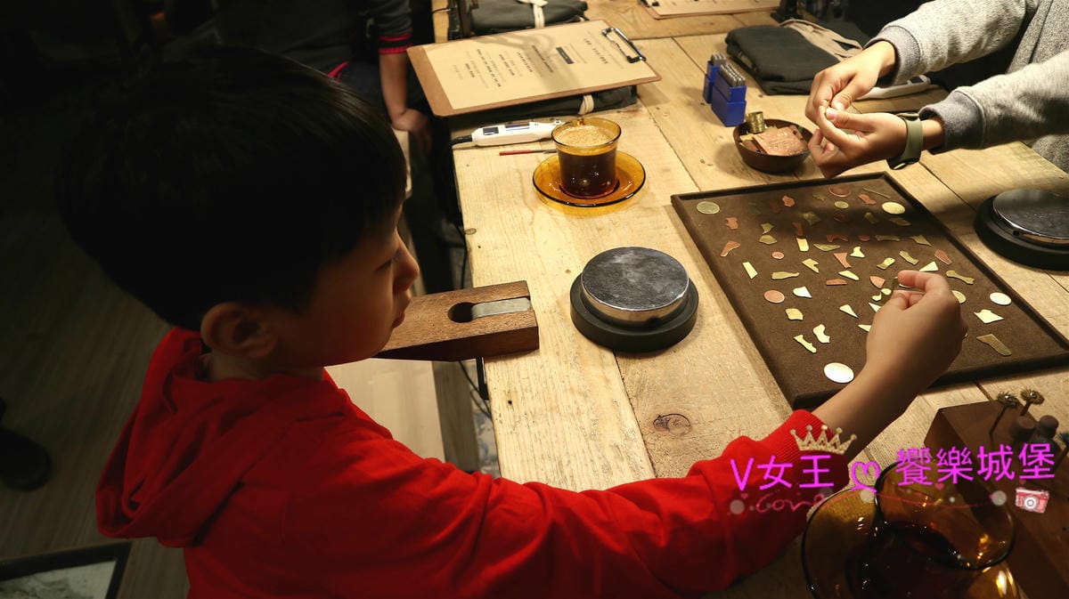 IMG_2357_meitu_28.jpg IMG_2357_meitu_28.jpg