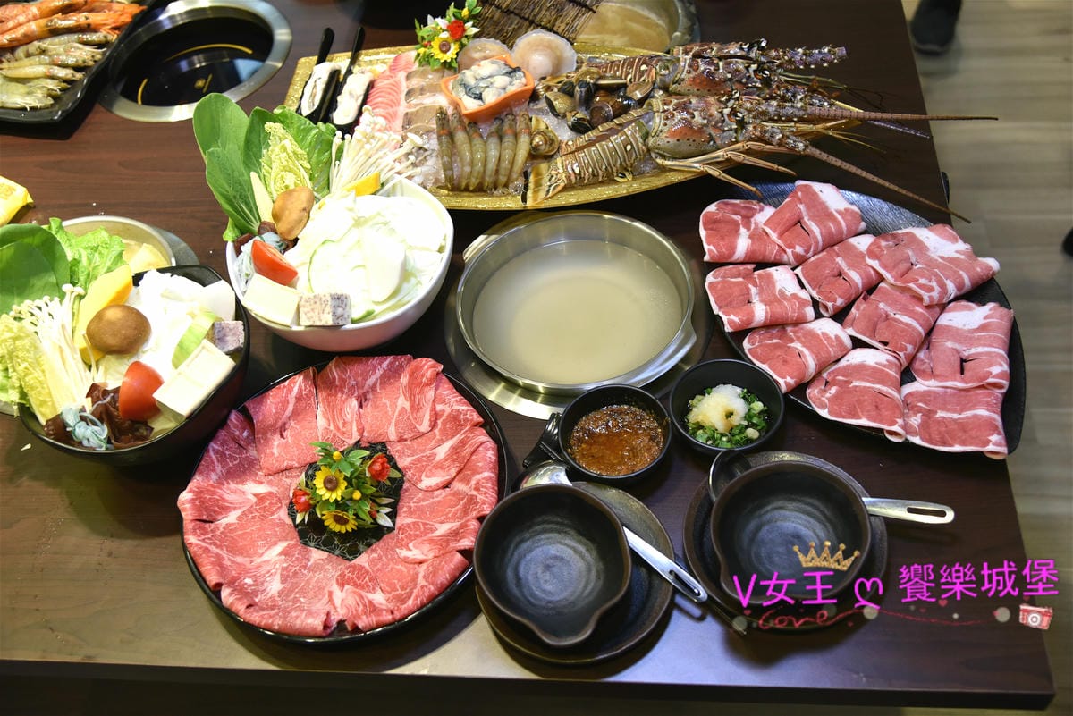 【板橋後站美食】化饈火鍋《原肉、海鮮、時蔬 專賣》來喔,快 【板橋後站美食】化饈火鍋《原肉、海鮮、時蔬 專賣》來喔,快