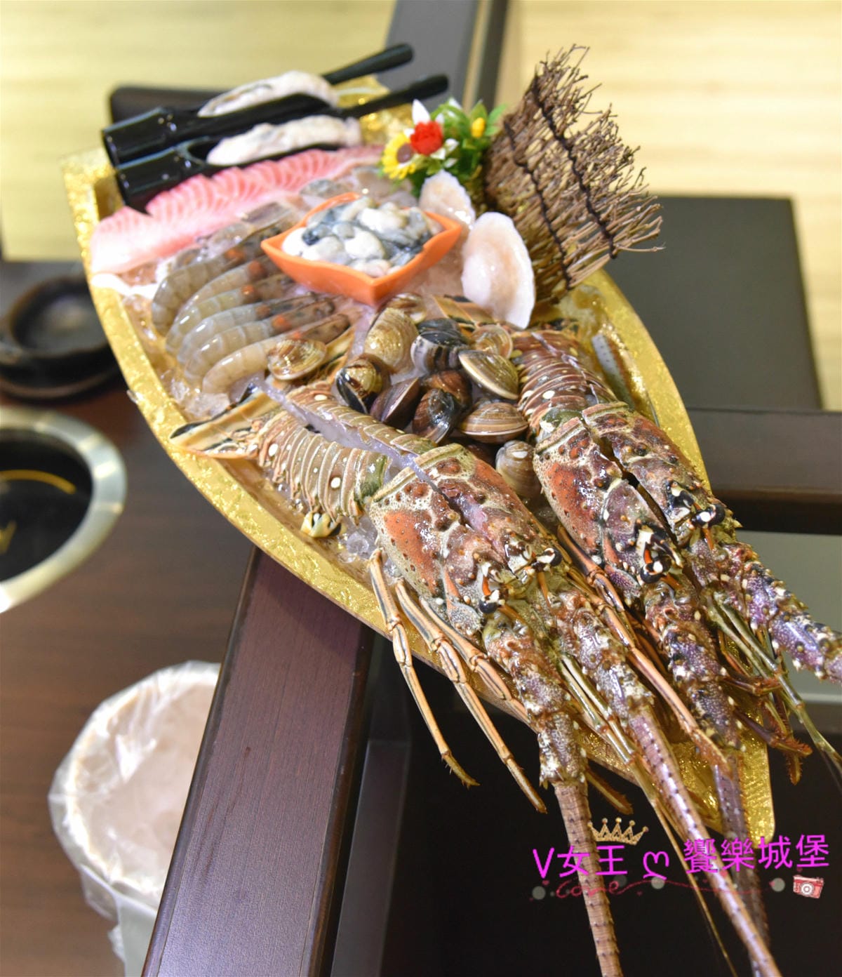 【板橋後站美食】化饈火鍋《原肉、海鮮、時蔬 專賣》來喔,快 【板橋後站美食】化饈火鍋《原肉、海鮮、時蔬 專賣》來喔,快