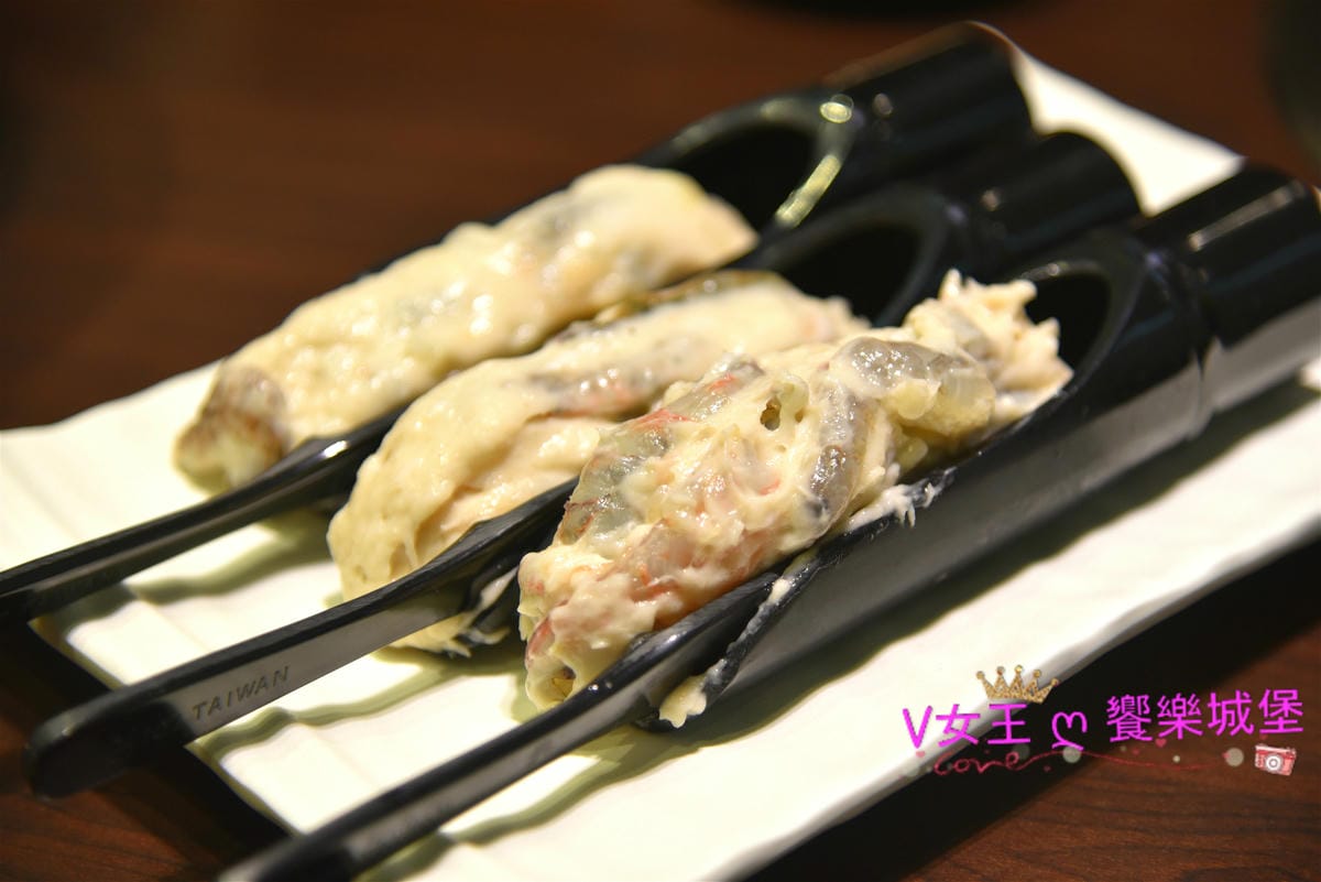 【板橋後站美食】化饈火鍋《原肉、海鮮、時蔬 專賣》來喔,快 【板橋後站美食】化饈火鍋《原肉、海鮮、時蔬 專賣》來喔,快