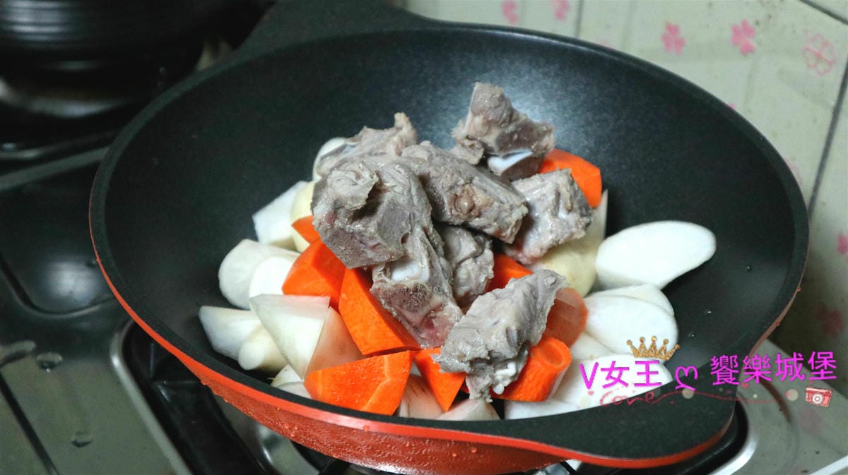 IMG_4074_meitu_3.jpg IMG_4074_meitu_3.jpg