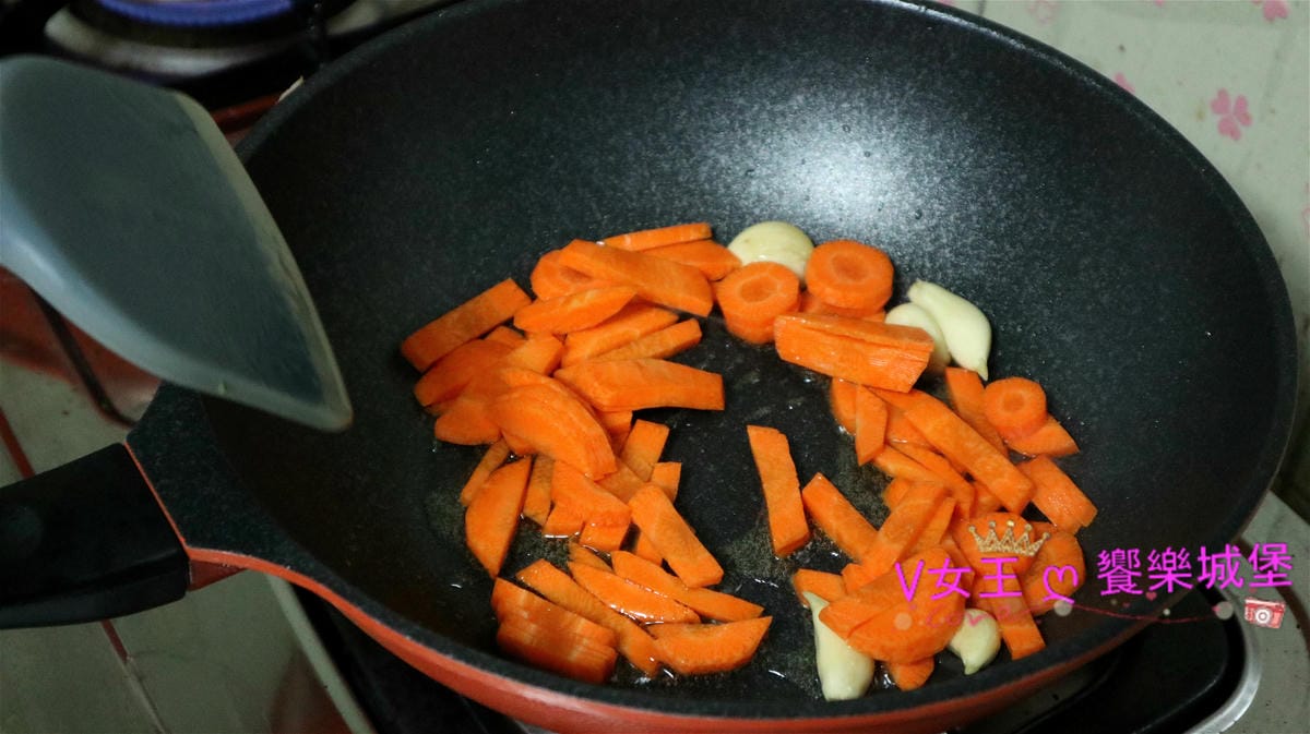 IMG_4095_meitu_18.jpg IMG_4095_meitu_18.jpg