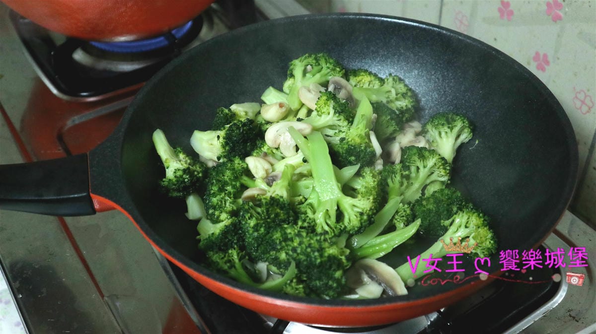 IMG_4090_meitu_15.jpg IMG_4090_meitu_15.jpg