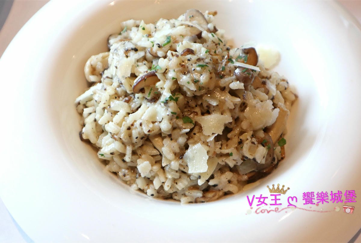 IMG_6377_meitu_3.jpg IMG_6377_meitu_3.jpg