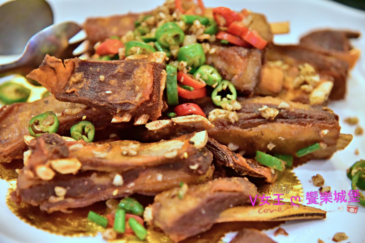 DSC_7906-1.JPG DSC_7906-1.JPG