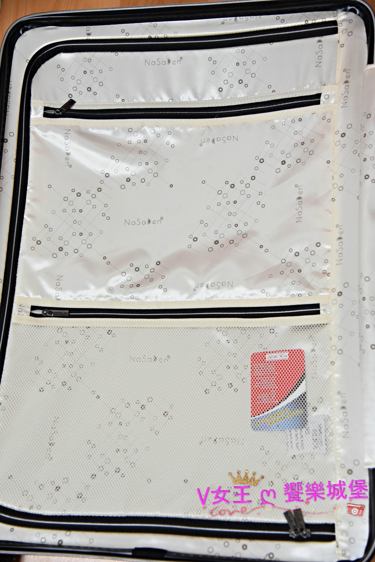 DSC_8025-1.JPG DSC_8025-1.JPG