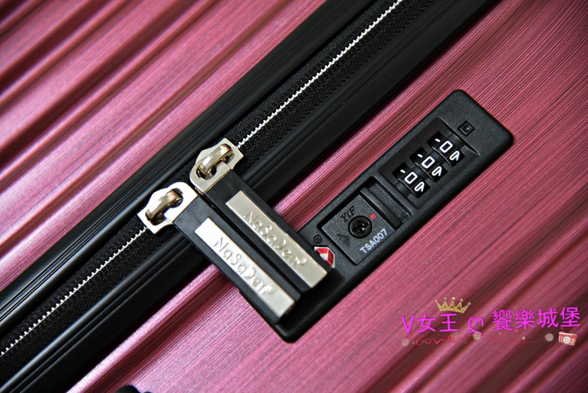 DSC_8003-1.JPG DSC_8003-1.JPG