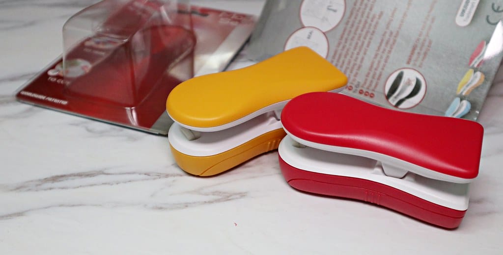 【生活用品】摩肯 電池型掌上型封口機 可愛迷你封口機,再也不怕吃不完的東西不好封存,保鮮、密封、收納、防潮、防塵,一次滿足5種需求,攜帶方便、不佔空間 ! - 第4張圖 IMG_8827 -1