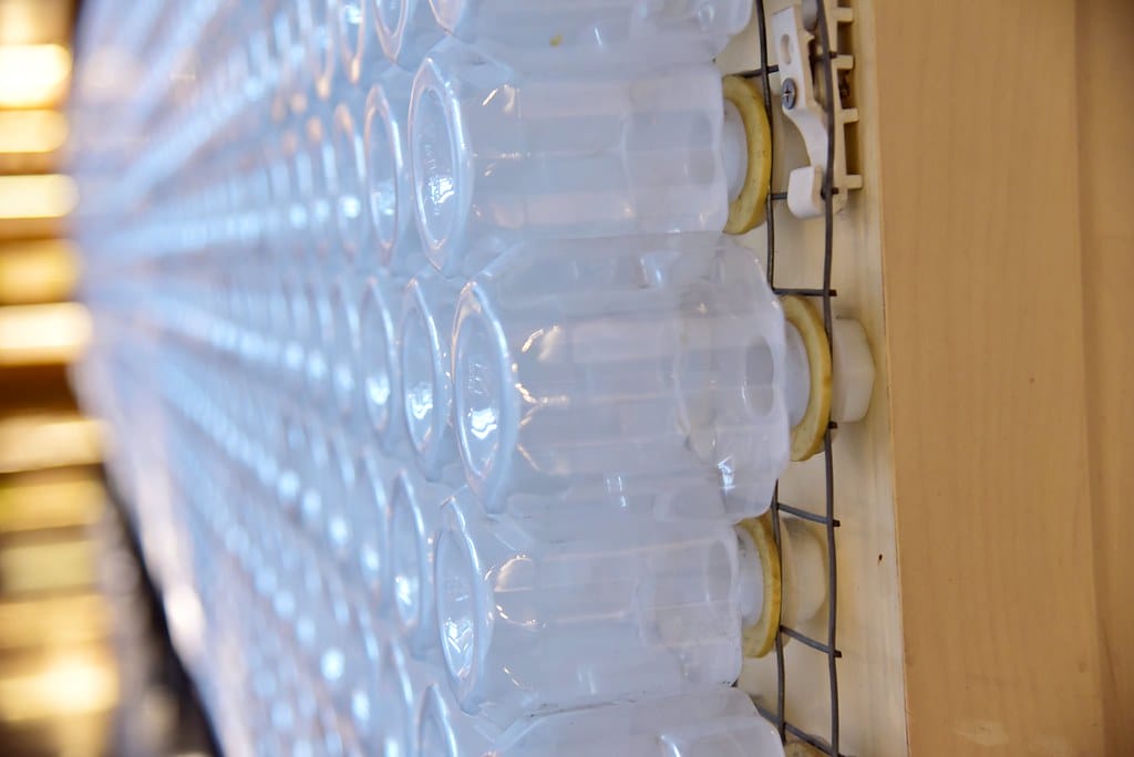 【西門町美食】台北 西門町意舍酒店「吃吧chiba」 巔覆傳統飯店華麗餐飲,加入街頭藝人隨性風格,創造出隨性、自在、慵懶 的用餐空間 - 第10張圖 DSC_8528 -1