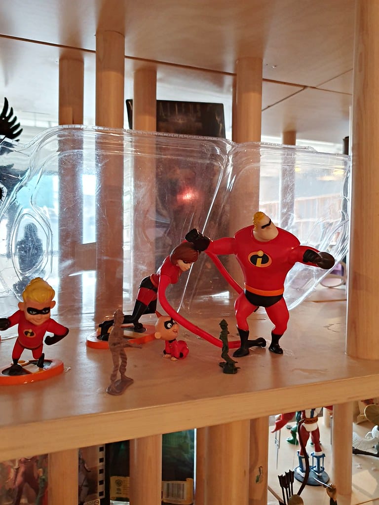 【西門町美食】台北 西門町意舍酒店「吃吧chiba」 巔覆傳統飯店華麗餐飲,加入街頭藝人隨性風格,創造出隨性、自在、慵懶 的用餐空間 - 第25張圖 20190929_134403 -1