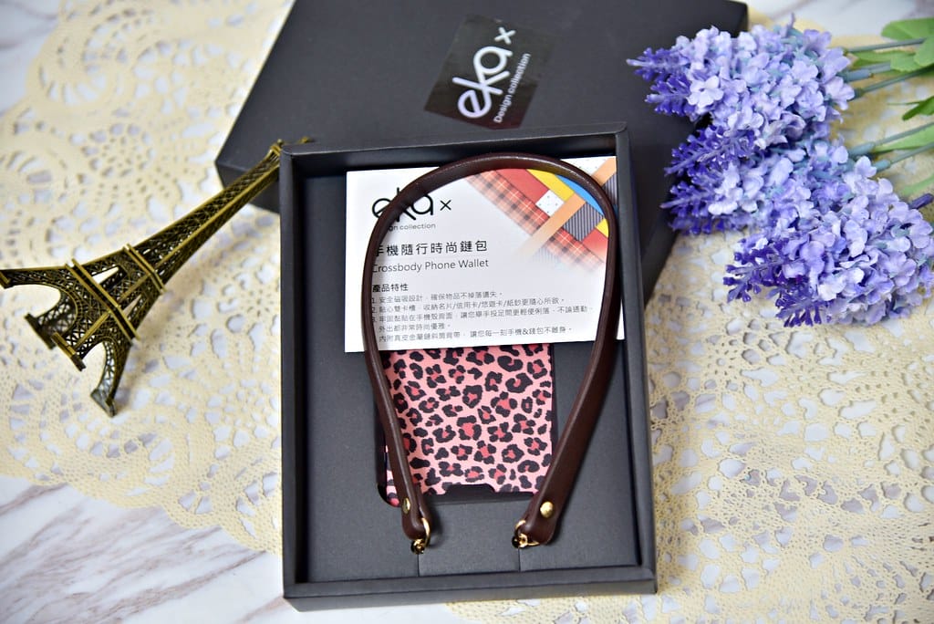 【好物分享】ekax A咖達人 手機隨行時尚鏈包 讓手機也是穿搭的一部分,時尚鏈包讓我不用擔心手機飛出去,還可以當手機錢包,讓你輕鬆時尚出門。。 - 第5張圖 DSC_9163 -1