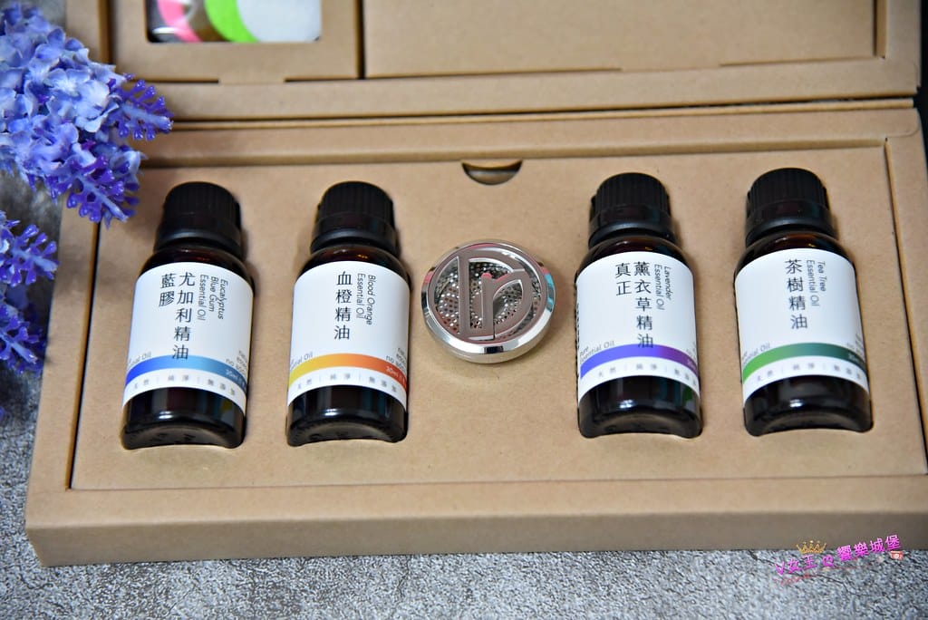 【香氛生活】朵瓦洛天然精油 免加水精油霧化機,美國進口天然精油,讓我在家就可享受頂級香氛享受,加贈空調擴香夾,讓開車出遊也可以將香氛帶著走。。。。 - 第14張圖 batch_DSC_0916 -1