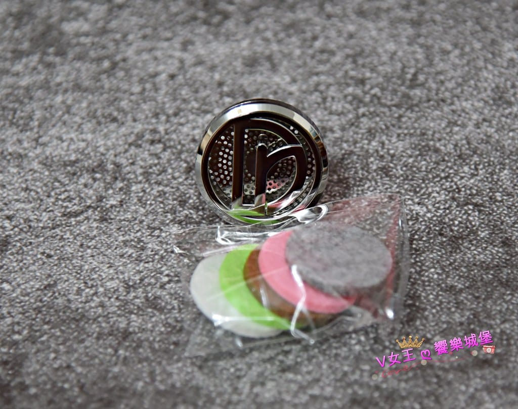 【香氛生活】朵瓦洛天然精油 免加水精油霧化機,美國進口天然精油,讓我在家就可享受頂級香氛享受,加贈空調擴香夾,讓開車出遊也可以將香氛帶著走。。。。 - 第16張圖 batch_DSC_1210 -1