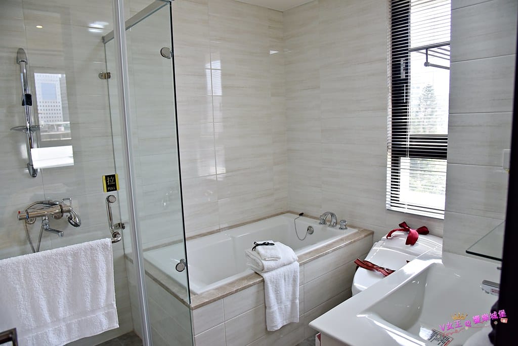 【中和賞屋】映象太和 中和 5600坪森活美學 讓你身處城市小綠洲,1高 2快 3捷運 輕鬆豐富生活,29%起低公設多元休閒設施空間,打造綠化便捷幸福住宅 - 第43張圖 batch_DSC_1391 -1