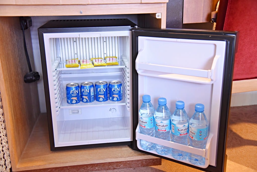 【高雄住宿分享】旗津道沙灘酒店 一泊二食 鄰近旗津老街、彩虹教堂、貝殼館,無法出國就來高雄享受 陽光、沙灘、海浪 感受台灣南端之美吧 ! 飯店篇 (上) - 第22張圖 DSC_1980 -1