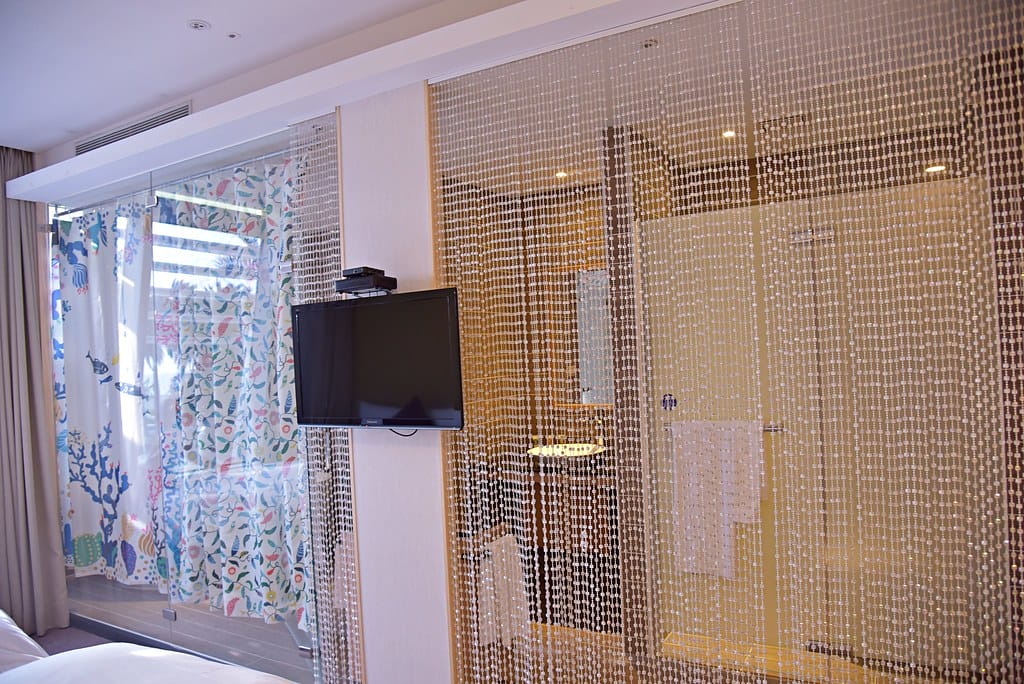 【高雄住宿分享】旗津道沙灘酒店 一泊二食 鄰近旗津老街、彩虹教堂、貝殼館,無法出國就來高雄享受 陽光、沙灘、海浪 感受台灣南端之美吧 ! 飯店篇 (上) - 第14張圖 DSC_1950 -1