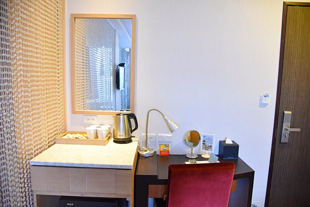 【高雄住宿分享】旗津道沙灘酒店 一泊二食 鄰近旗津老街、彩虹教堂、貝殼館,無法出國就來高雄享受 陽光、沙灘、海浪 感受台灣南端之美吧 ! 飯店篇 (上) - 第20張圖 DSC_1975 -1