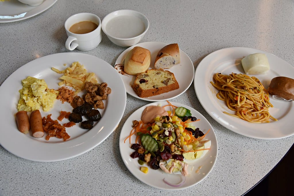 【高雄住宿分享】旗津道沙灘酒店 一泊二食 鄰近旗津老街、彩虹教堂、貝殼館,無法出國就來高雄享受 陽光、沙灘、海浪 感受台灣南端之美吧 ! 飯店篇 (上) - 第53張圖 DSC_2099 -1