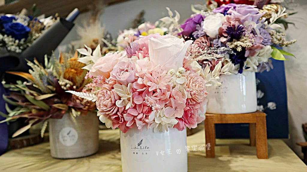 喜歡生活乾燥花店 ll 台北中山區 永生花、乾燥花店分享,來個不一樣的開幕盆栽、節日永生花束,進到店裡會讓人驚奇尖叫、少女心噴發的乾燥花、永生花店 - 第38張圖 batch_IMG_1236 -1