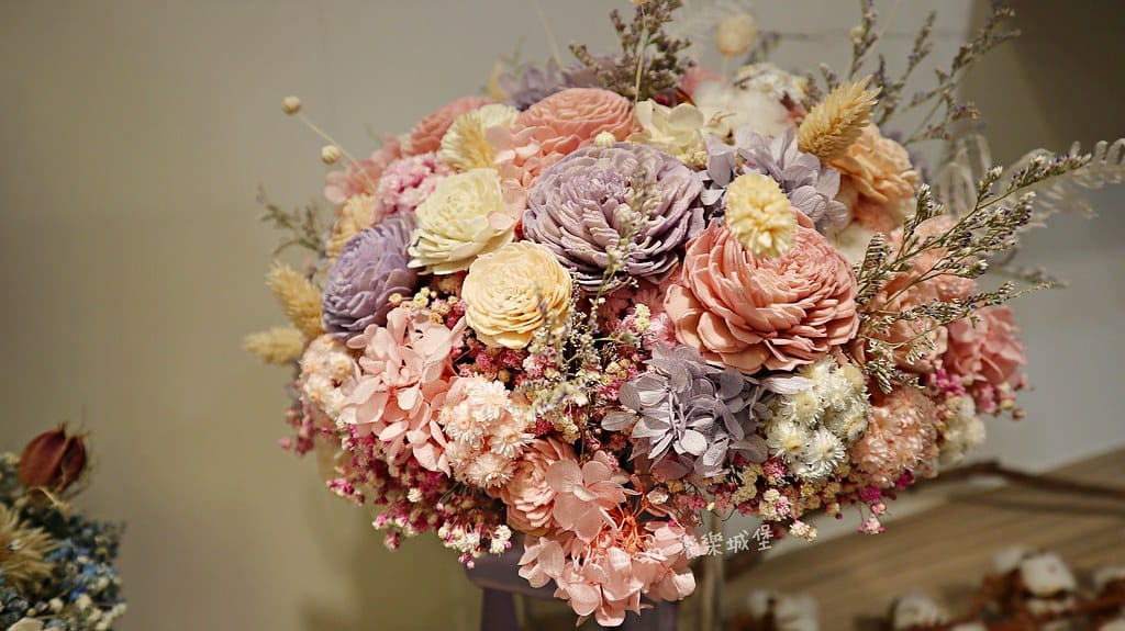 喜歡生活乾燥花店 ll 台北中山區 永生花、乾燥花店分享,來個不一樣的開幕盆栽、節日永生花束,進到店裡會讓人驚奇尖叫、少女心噴發的乾燥花、永生花店 - 第52張圖 batch_IMG_1258 -1