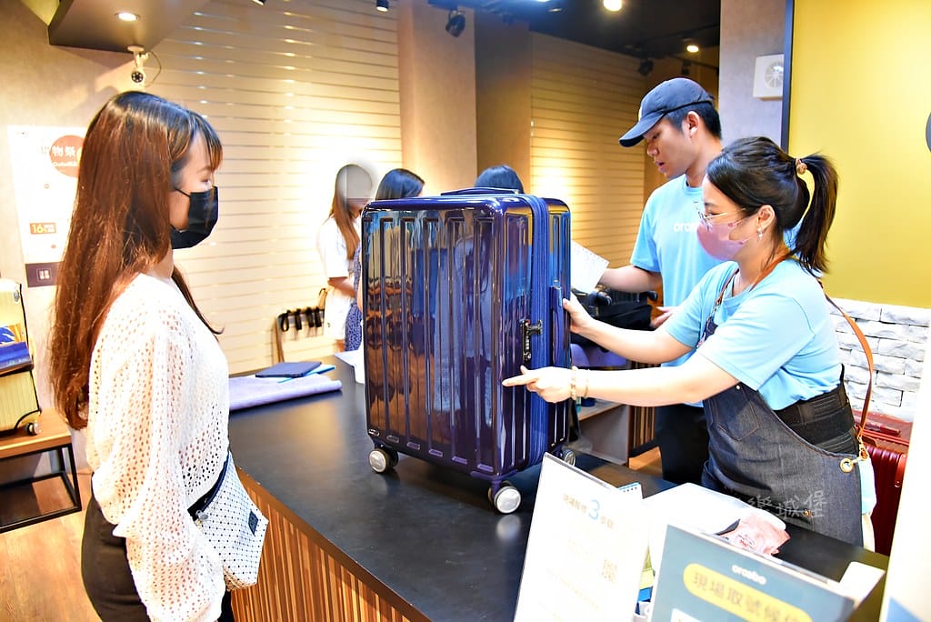 OROOBO 奧旅博 ll 出門玩,找不到好用行李箱嗎? 家 53837874922_8a2e7a3edf_b