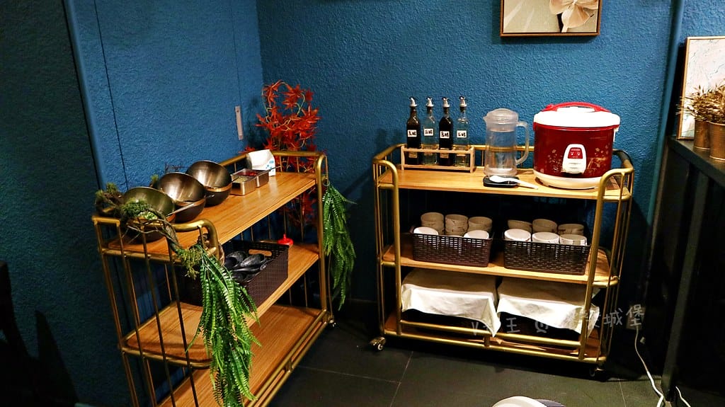 瓦法奇朵-W.麻辣Bar台北車站麻辣火鍋,不但食材豐富、用 batch_IMG_3992-1