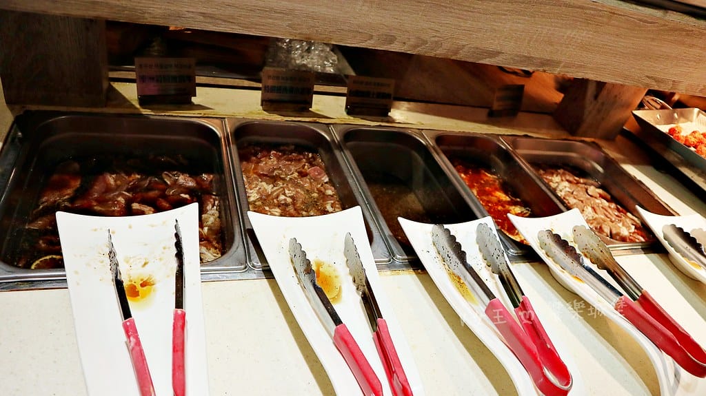 阿豬嘻烤肉村西門韓式吃到飽,平民價位一次讓你享有韓式火鍋+ batch_IMG_4372-1