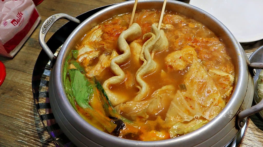 阿豬嘻烤肉村西門韓式吃到飽,平民價位一次讓你享有韓式火鍋+ batch_IMG_4442-1