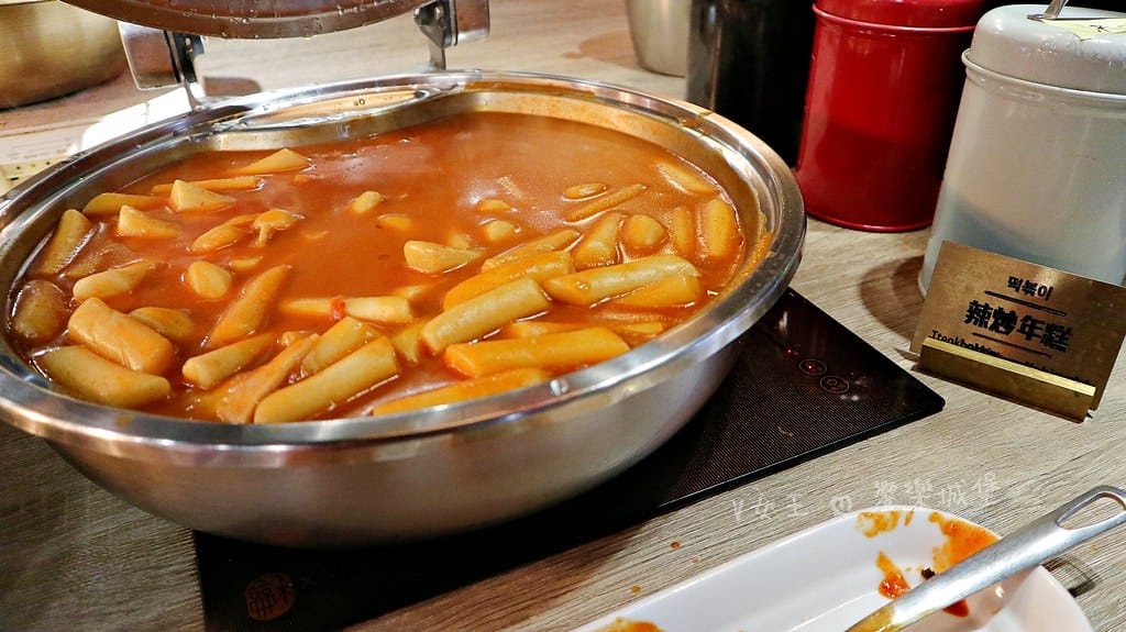 阿豬嘻烤肉村西門韓式吃到飽,平民價位一次讓你享有韓式火鍋+ batch_IMG_4387-1