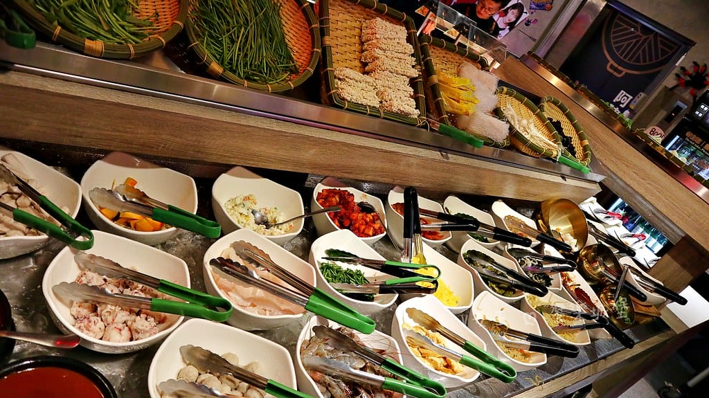 阿豬嘻烤肉村西門韓式吃到飽,平民價位一次讓你享有韓式火鍋+ batch_IMG_4370-1