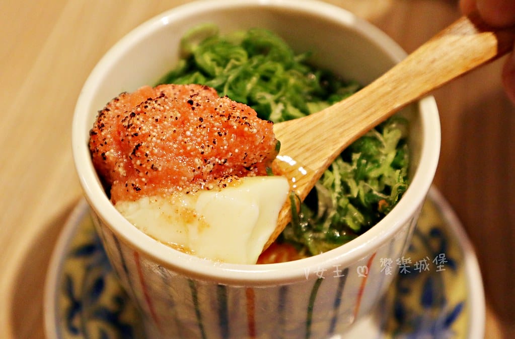 坐著做。海鮮丼飯專門店(新莊幸福店)巷弄中驚喜日式料理,海