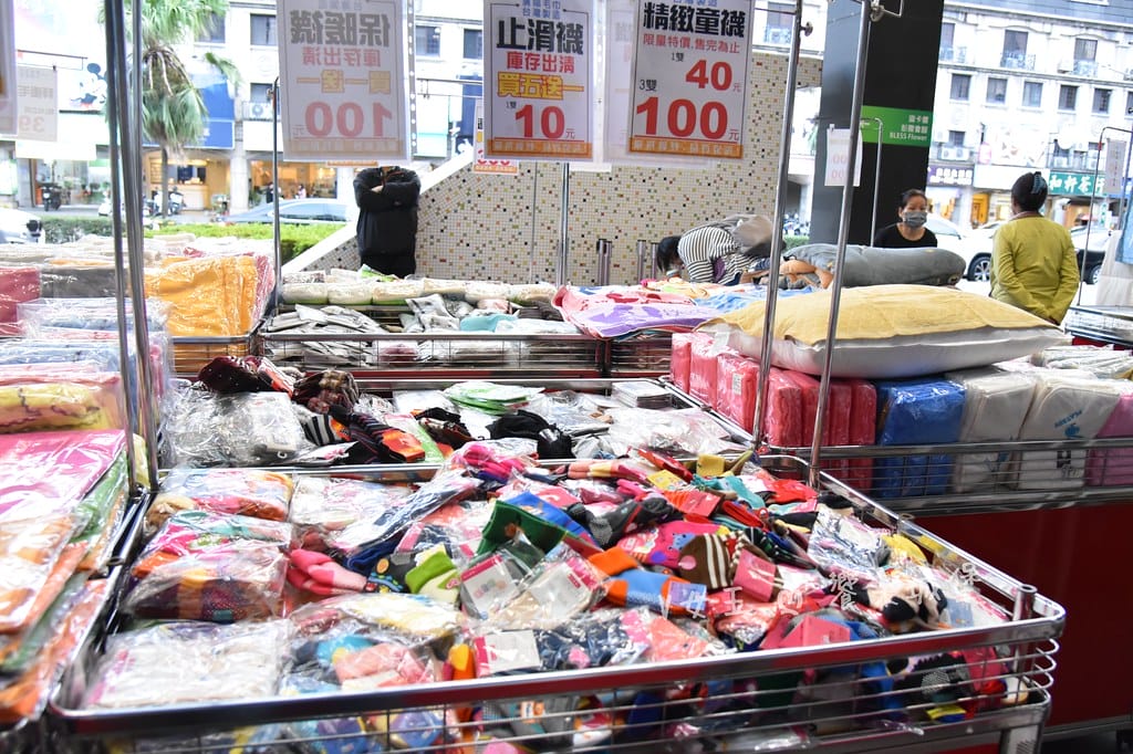 廣福毛巾特賣會迪士尼結束代理特賣,買一送一、買二送二,台灣 廣福毛巾特賣會迪士尼結束代理特賣,買一送一、買二送二,台灣