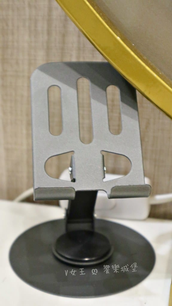 1825頭皮養護中心頭皮跟臉一樣都需要好好呵護,東門捷運站 1825頭皮養護中心頭皮跟臉一樣都需要好好呵護,東門捷運站