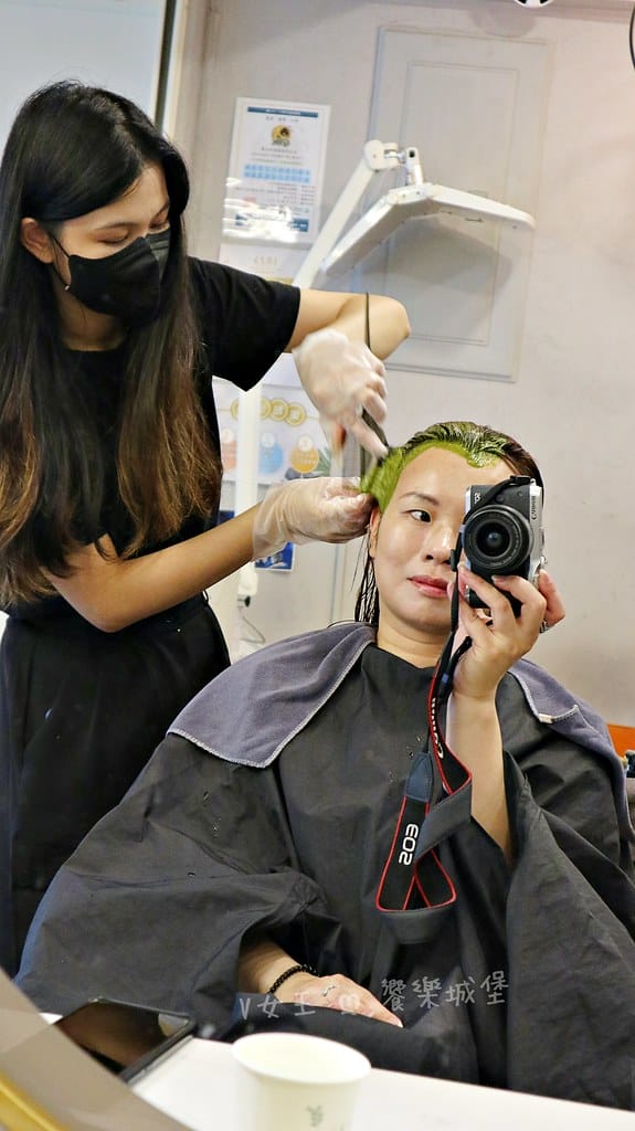 1825頭皮養護中心頭皮跟臉一樣都需要好好呵護,東門捷運站 1825頭皮養護中心頭皮跟臉一樣都需要好好呵護,東門捷運站