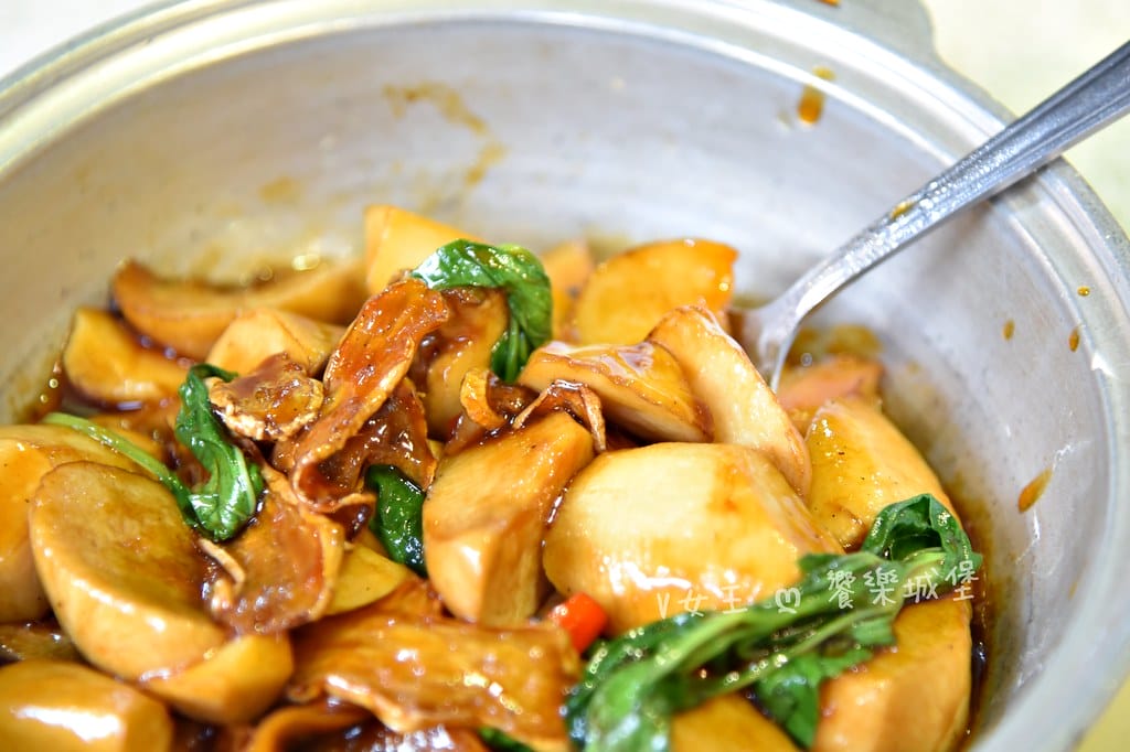 石門山霸王活魚土雞餐廳桃園大溪石門水庫 30年老字號活魚餐 石門山霸王活魚土雞餐廳桃園大溪石門水庫 30年老字號活魚餐