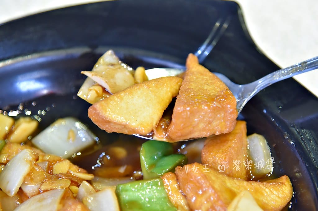 石門山霸王活魚土雞餐廳桃園大溪石門水庫 30年老字號活魚餐 石門山霸王活魚土雞餐廳桃園大溪石門水庫 30年老字號活魚餐