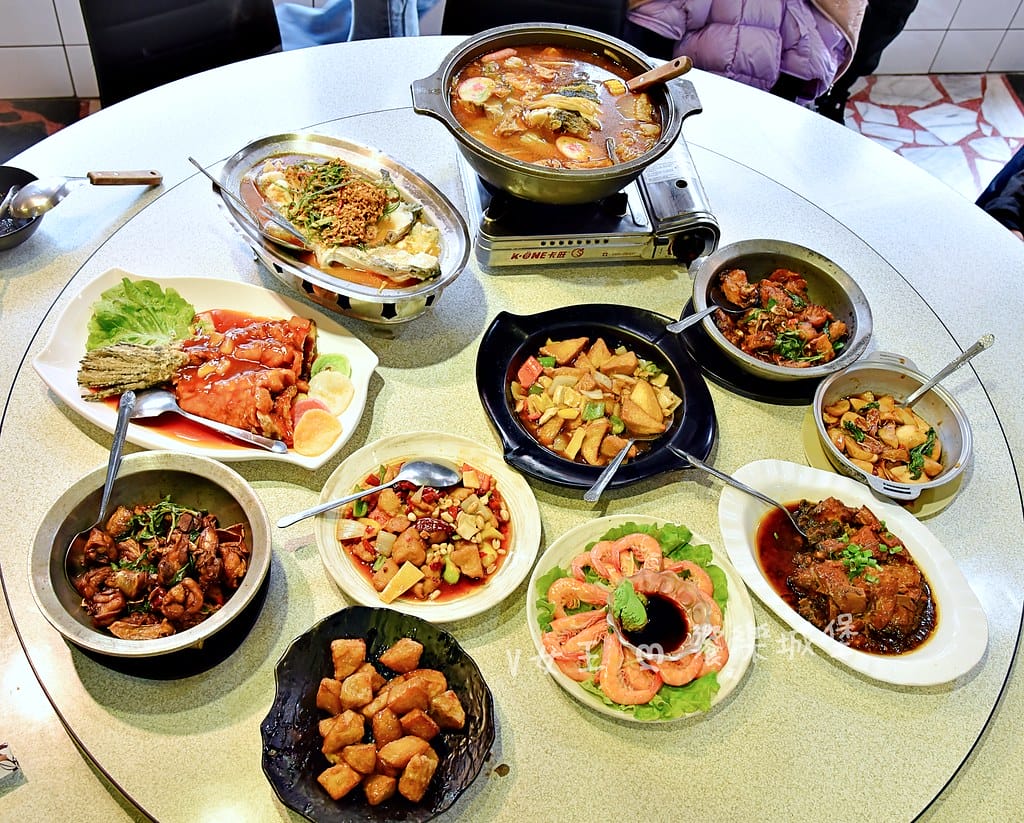 石門山霸王活魚土雞餐廳桃園大溪石門水庫 30年老字號活魚餐 石門山霸王活魚土雞餐廳桃園大溪石門水庫 30年老字號活魚餐