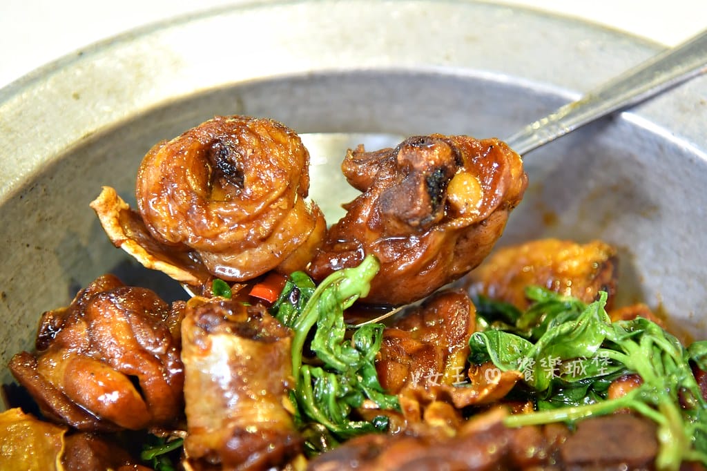 石門山霸王活魚土雞餐廳桃園大溪石門水庫 30年老字號活魚餐 石門山霸王活魚土雞餐廳桃園大溪石門水庫 30年老字號活魚餐