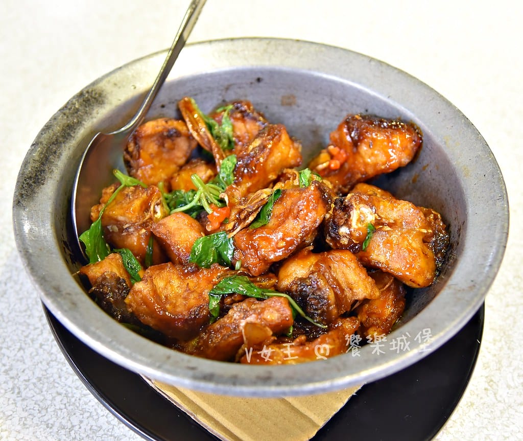 石門山霸王活魚土雞餐廳桃園大溪石門水庫 30年老字號活魚餐 石門山霸王活魚土雞餐廳桃園大溪石門水庫 30年老字號活魚餐