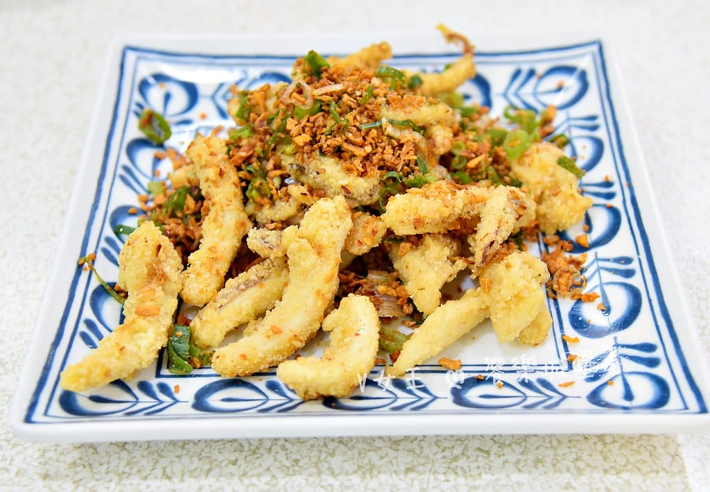 野柳望海亭海鮮餐廳超新鮮現撈活海鮮,活龍蝦一隻680,現