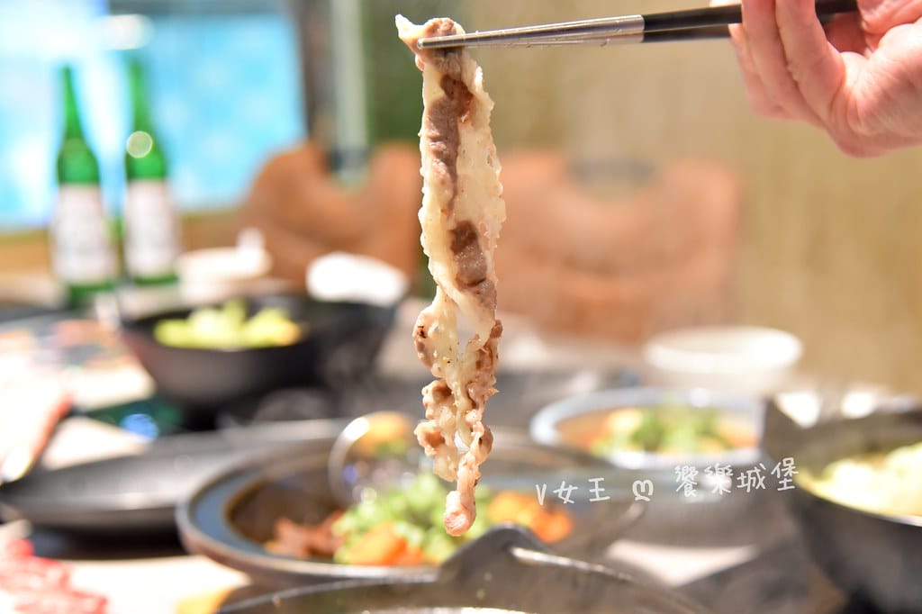 狂一鍋台式火鍋 西門町店網路票選新台式火鍋第一名進駐西門町 狂一鍋台式火鍋 西門町店網路票選新台式火鍋第一名進駐西門町