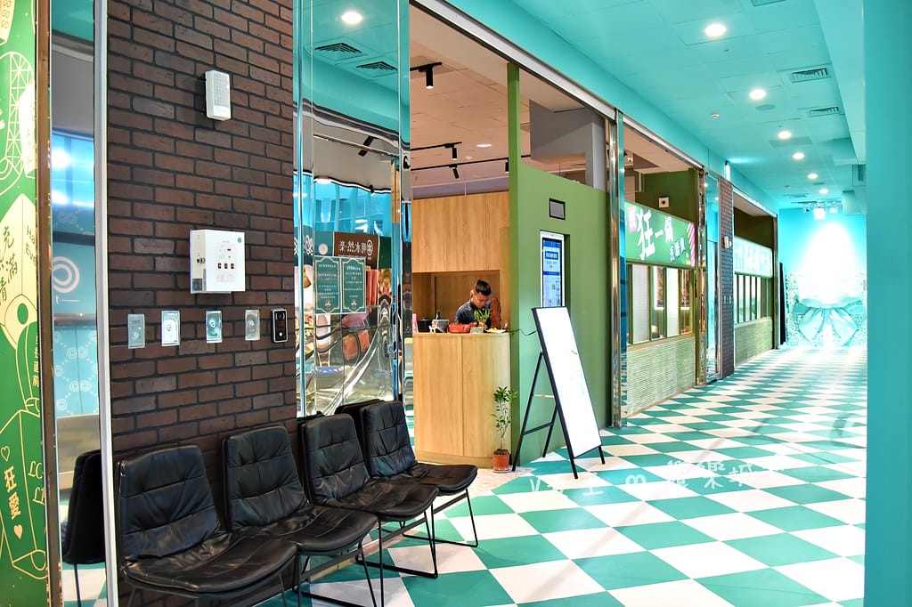 狂一鍋台式火鍋 西門町店網路票選新台式火鍋第一名進駐西門町 狂一鍋台式火鍋 西門町店網路票選新台式火鍋第一名進駐西門町