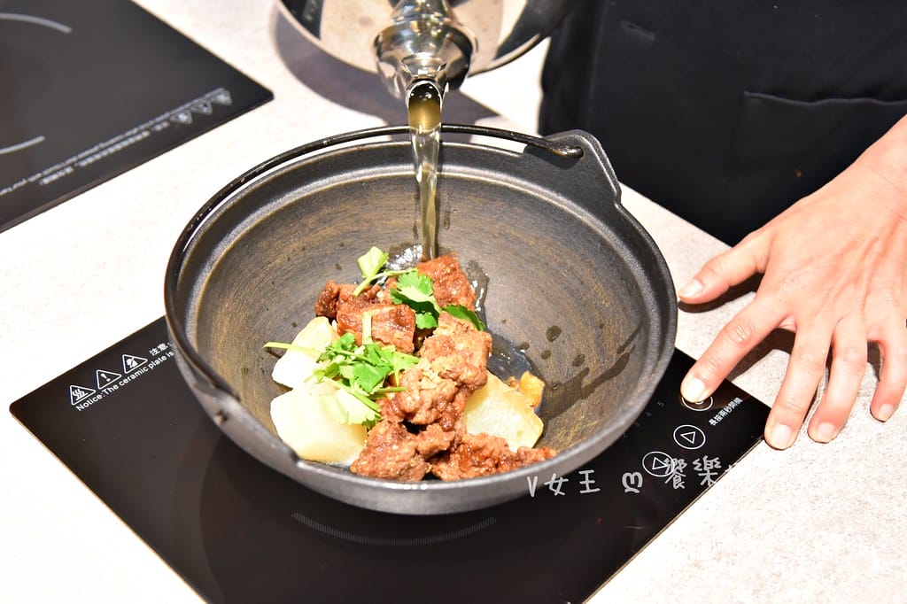 狂一鍋台式火鍋 西門町店網路票選新台式火鍋第一名進駐西門町 狂一鍋台式火鍋 西門町店網路票選新台式火鍋第一名進駐西門町