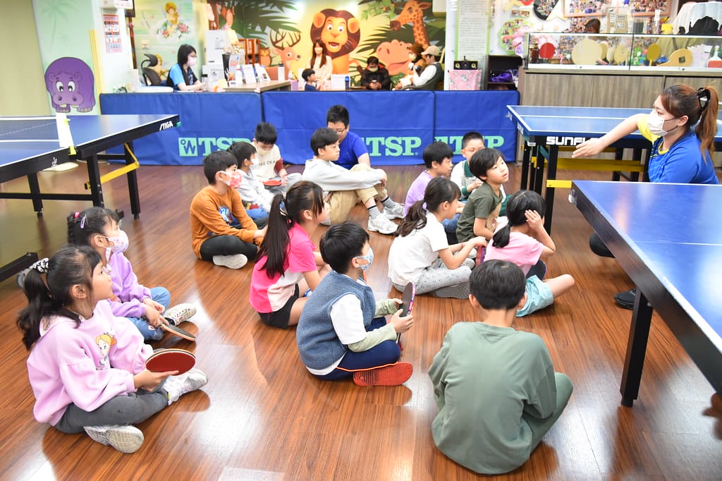 2025桌球暑期夏令營,乒乓島兒童桌球教學教室 ll 以遊戲