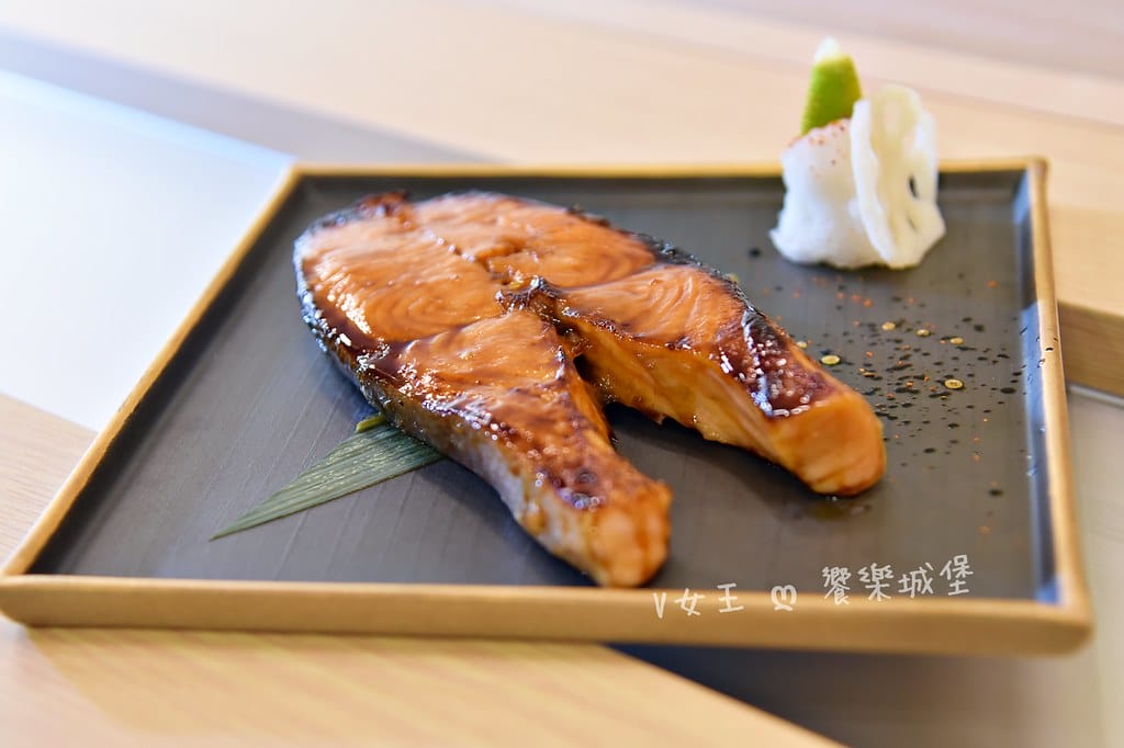 光り鮨割烹日本料理 ll 以匠心工藝打造每一道美味,融合東西